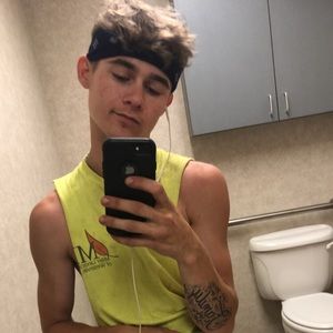 Meet your Posher, Chris